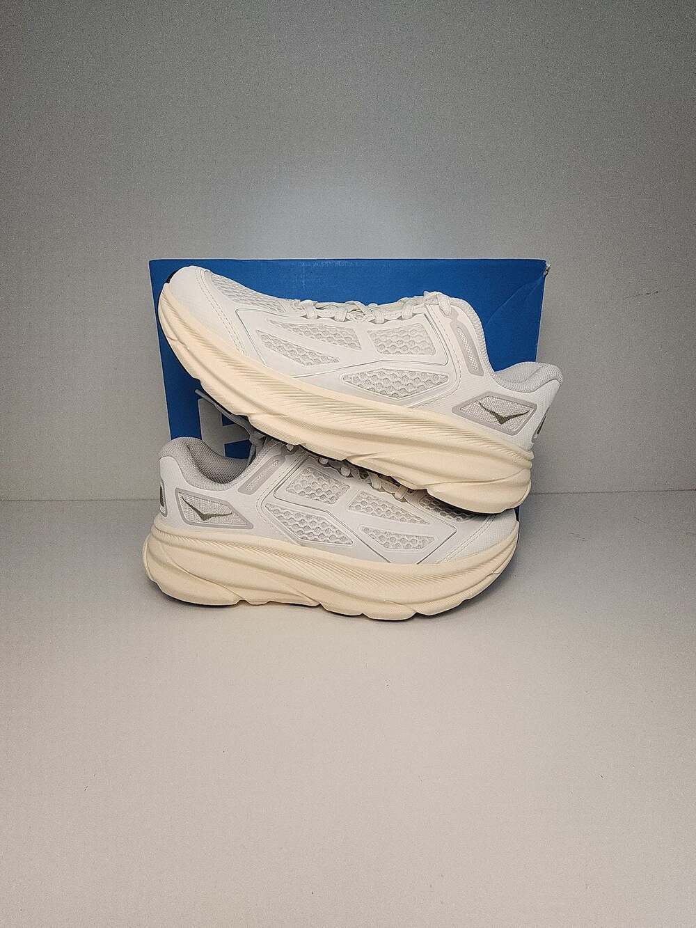 HOKA Clifton One9 Sneaker Womem Size 6.5